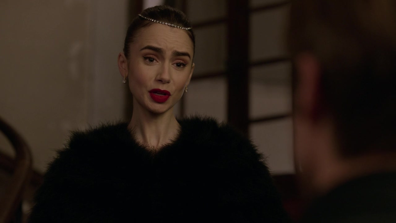 Emily_in_Paris_S01E06_Ringarde_720p_NF_WEB-DL_DDP5_1_x264-BTN_0913.jpg