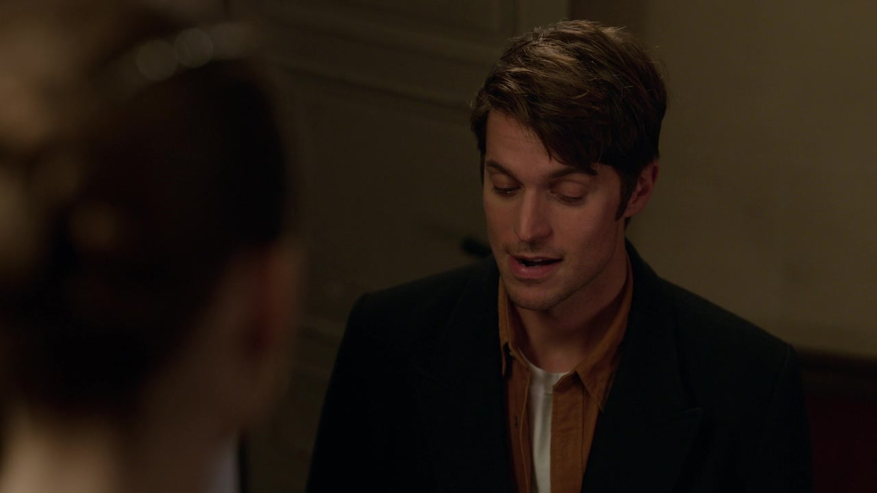 Emily_in_Paris_S01E06_Ringarde_720p_NF_WEB-DL_DDP5_1_x264-BTN_0915.jpg