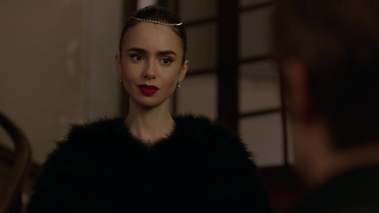 Emily_in_Paris_S01E06_Ringarde_720p_NF_WEB-DL_DDP5_1_x264-BTN_0920.jpg