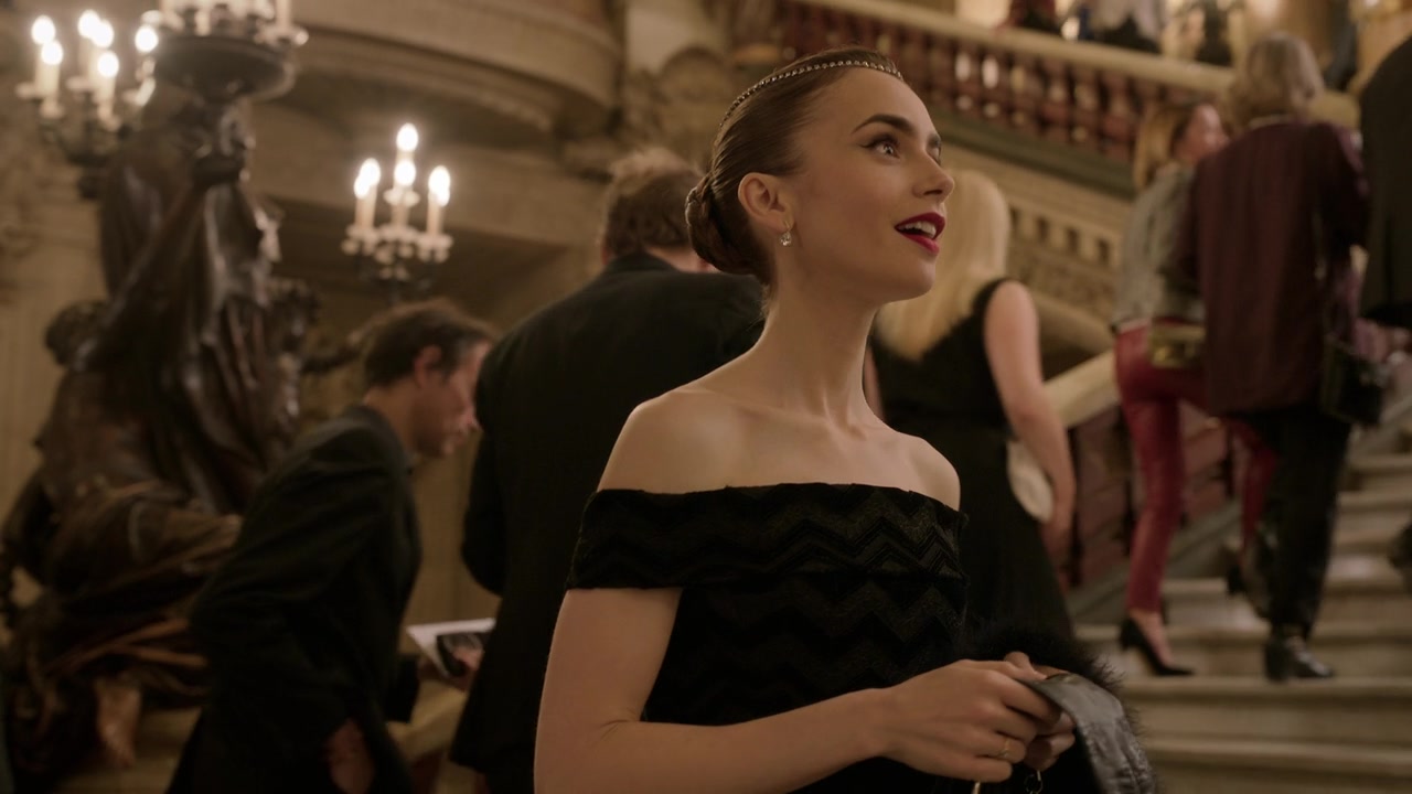 Emily_in_Paris_S01E06_Ringarde_720p_NF_WEB-DL_DDP5_1_x264-BTN_0939.jpg