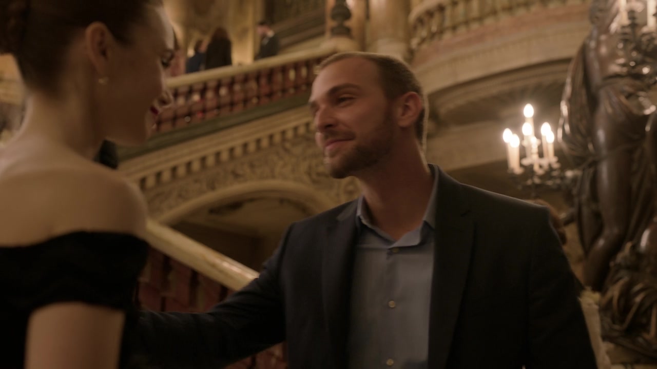 Emily_in_Paris_S01E06_Ringarde_720p_NF_WEB-DL_DDP5_1_x264-BTN_0941.jpg Emily_in_Paris_S01E06_Ringarde_720p_NF_WEB-DL_DDP5_1_x264-BTN_0941.jpg