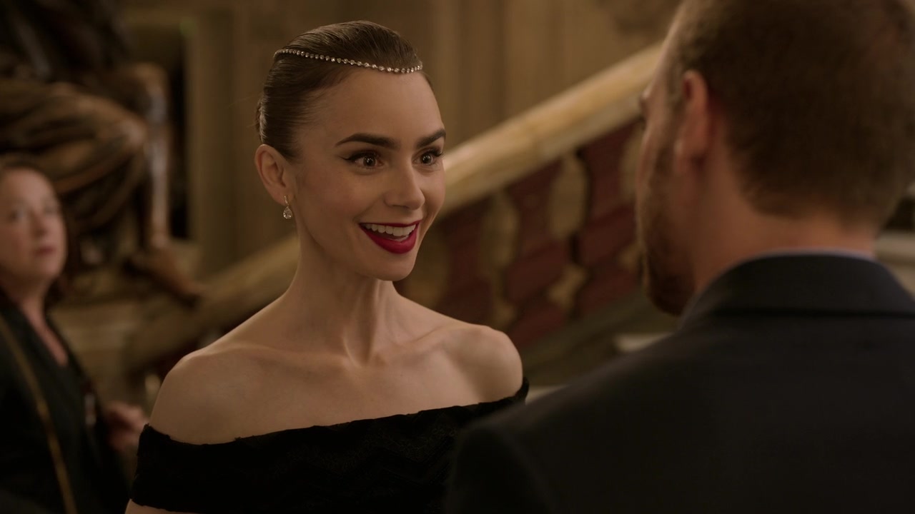 Emily_in_Paris_S01E06_Ringarde_720p_NF_WEB-DL_DDP5_1_x264-BTN_0961.jpg