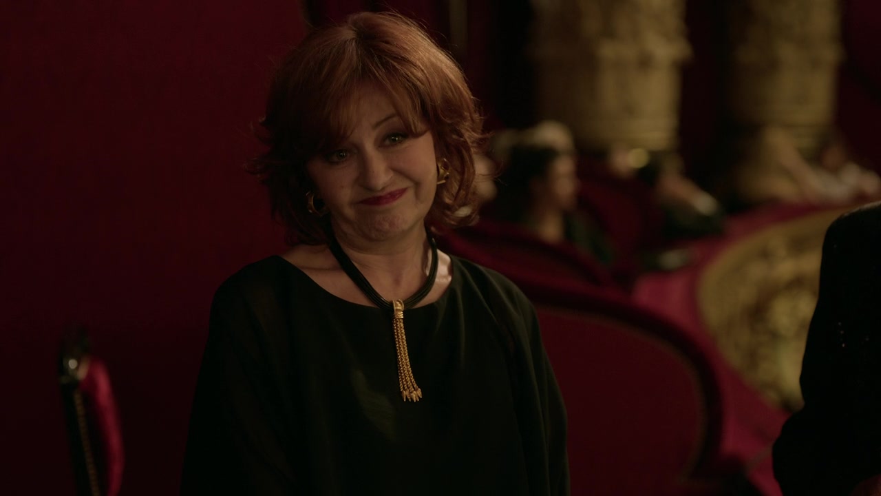 Emily_in_Paris_S01E06_Ringarde_720p_NF_WEB-DL_DDP5_1_x264-BTN_1043.jpg