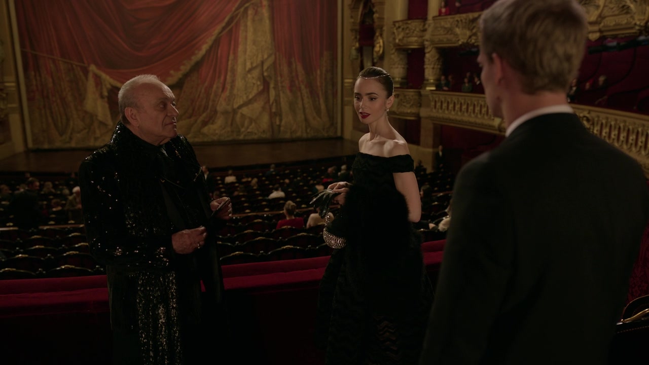 Emily_in_Paris_S01E06_Ringarde_720p_NF_WEB-DL_DDP5_1_x264-BTN_1072.jpg