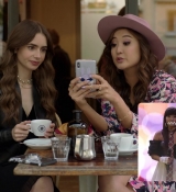 Emily_in_Paris_S01E06_Ringarde_720p_NF_WEB-DL_DDP5_1_x264-BTN_0101.jpg