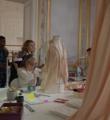 Emily_in_Paris_S01E06_Ringarde_720p_NF_WEB-DL_DDP5_1_x264-BTN_0182.jpg