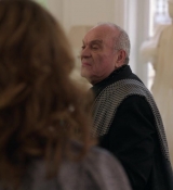 Emily_in_Paris_S01E06_Ringarde_720p_NF_WEB-DL_DDP5_1_x264-BTN_0215.jpg