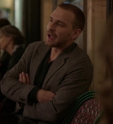 Emily_in_Paris_S01E06_Ringarde_720p_NF_WEB-DL_DDP5_1_x264-BTN_0310.jpg