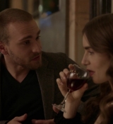 Emily_in_Paris_S01E06_Ringarde_720p_NF_WEB-DL_DDP5_1_x264-BTN_0351.jpg