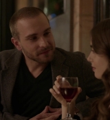 Emily_in_Paris_S01E06_Ringarde_720p_NF_WEB-DL_DDP5_1_x264-BTN_0368.jpg