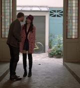 Emily_in_Paris_S01E06_Ringarde_720p_NF_WEB-DL_DDP5_1_x264-BTN_0443.jpg