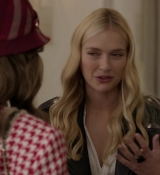 Emily_in_Paris_S01E06_Ringarde_720p_NF_WEB-DL_DDP5_1_x264-BTN_0469.jpg