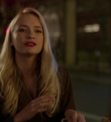 Emily_in_Paris_S01E06_Ringarde_720p_NF_WEB-DL_DDP5_1_x264-BTN_0785.jpg
