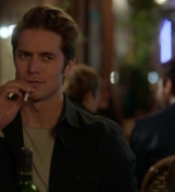 Emily_in_Paris_S01E06_Ringarde_720p_NF_WEB-DL_DDP5_1_x264-BTN_0798.jpg