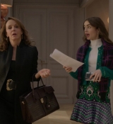 Emily_in_Paris_S01E06_Ringarde_720p_NF_WEB-DL_DDP5_1_x264-BTN_0861.jpg