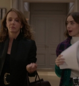 Emily_in_Paris_S01E06_Ringarde_720p_NF_WEB-DL_DDP5_1_x264-BTN_0863.jpg