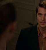 Emily_in_Paris_S01E06_Ringarde_720p_NF_WEB-DL_DDP5_1_x264-BTN_0896.jpg