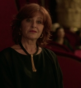 Emily_in_Paris_S01E06_Ringarde_720p_NF_WEB-DL_DDP5_1_x264-BTN_1035.jpg