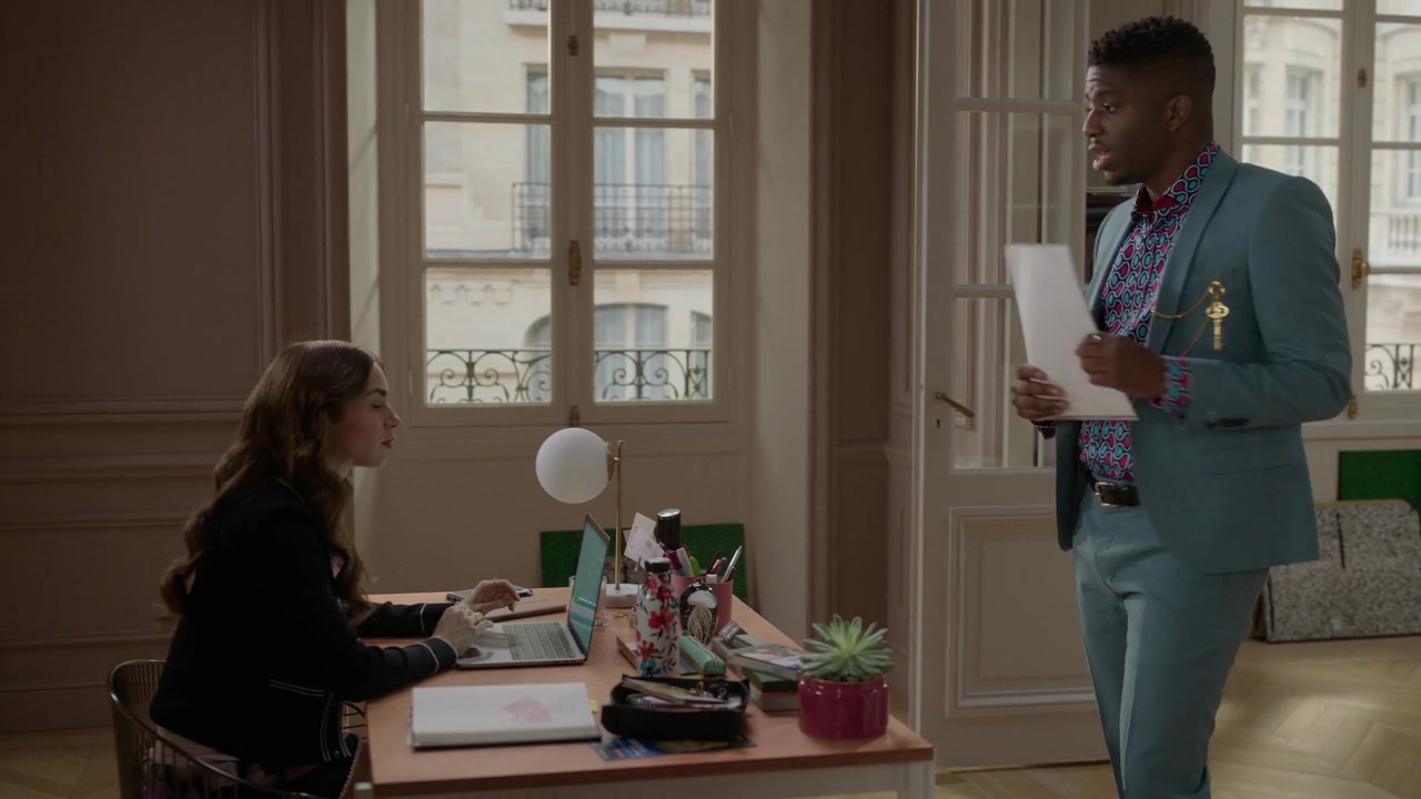 Emily_in_Paris_S01E07_French_Ending_720p_NF_WEB-DL_DDP5_1_x264-BTN_0066.jpg