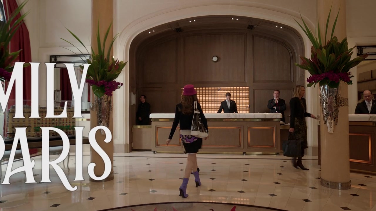 Emily_in_Paris_S01E07_French_Ending_720p_NF_WEB-DL_DDP5_1_x264-BTN_0124.jpg