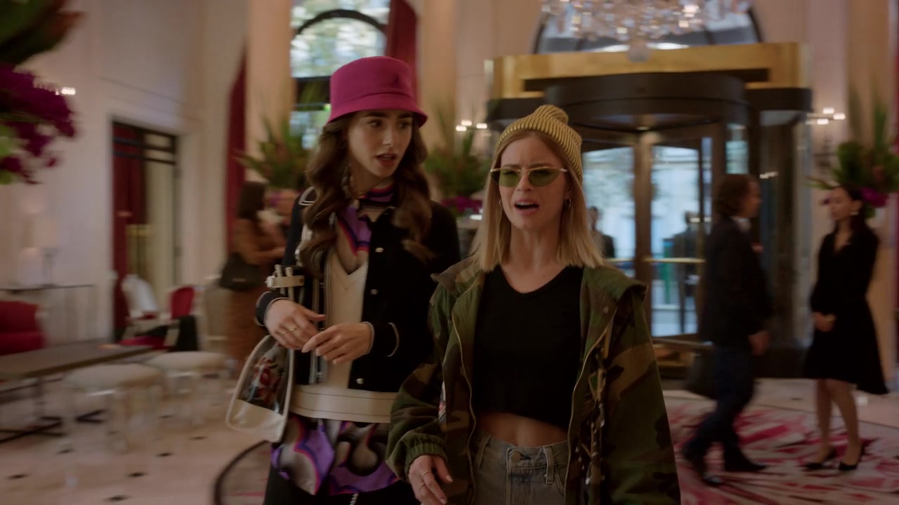 Emily_in_Paris_S01E07_French_Ending_720p_NF_WEB-DL_DDP5_1_x264-BTN_0137.jpg
