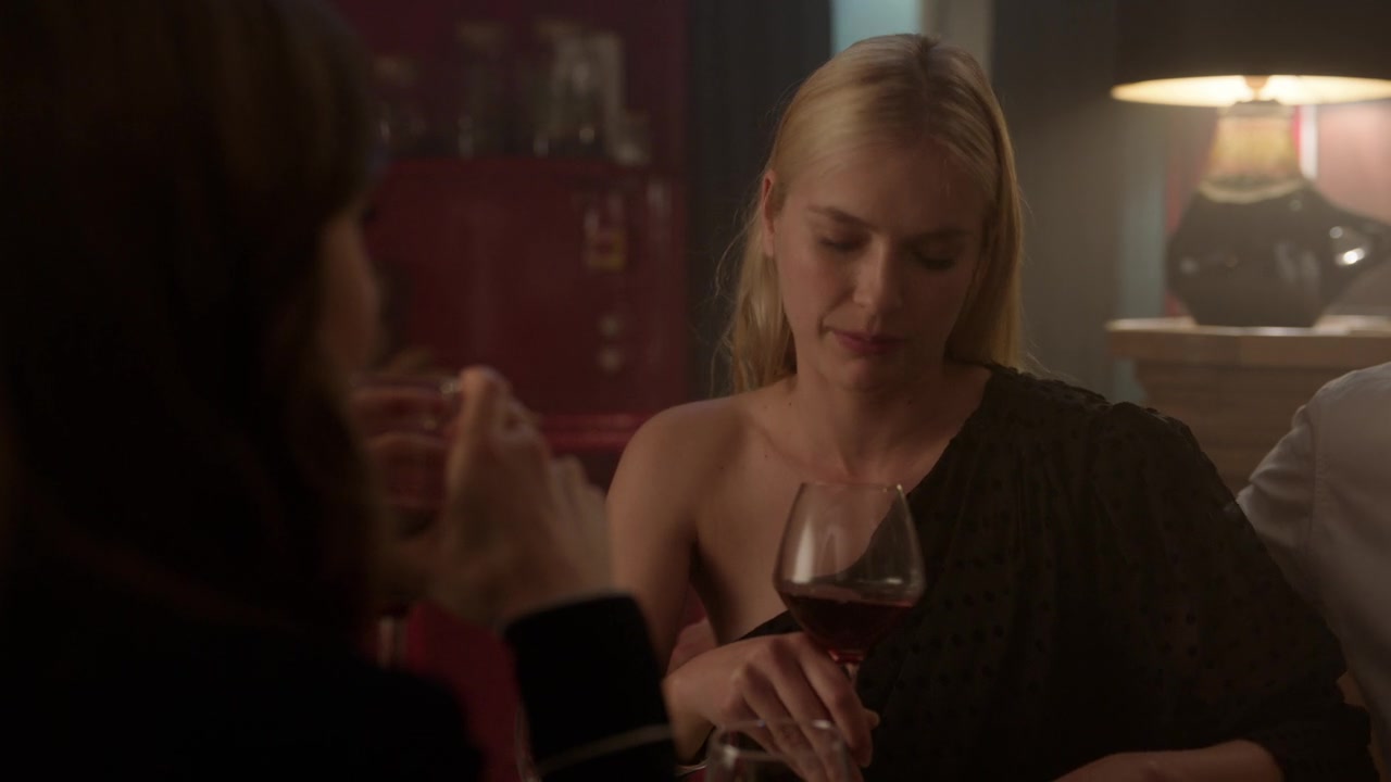 Emily_in_Paris_S01E07_French_Ending_720p_NF_WEB-DL_DDP5_1_x264-BTN_0247.jpg