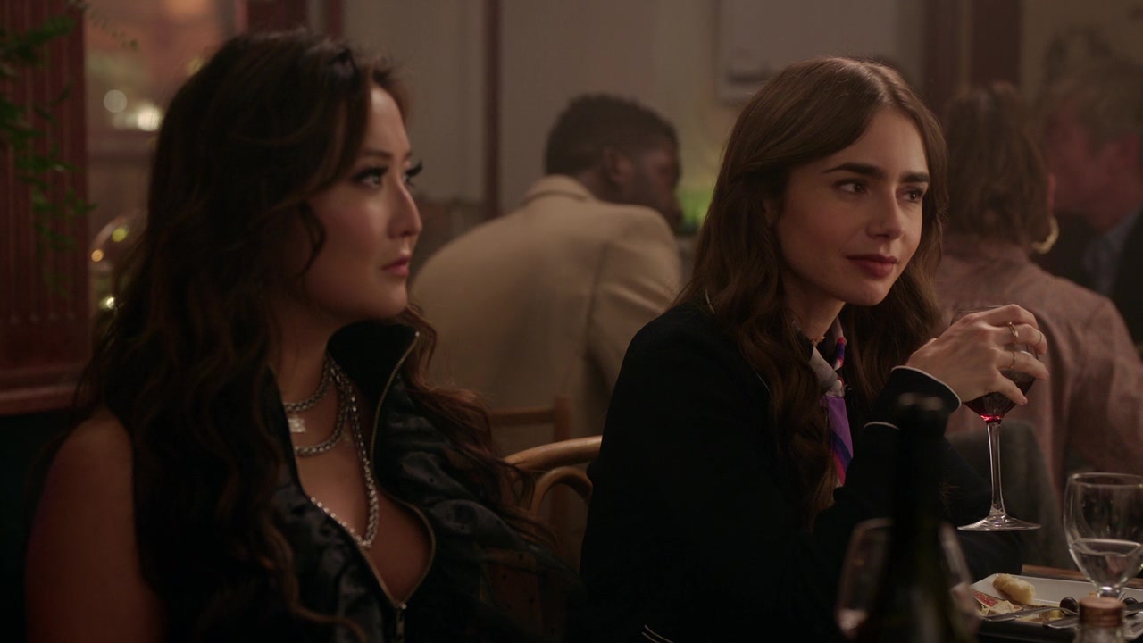 Emily_in_Paris_S01E07_French_Ending_720p_NF_WEB-DL_DDP5_1_x264-BTN_0257.jpg