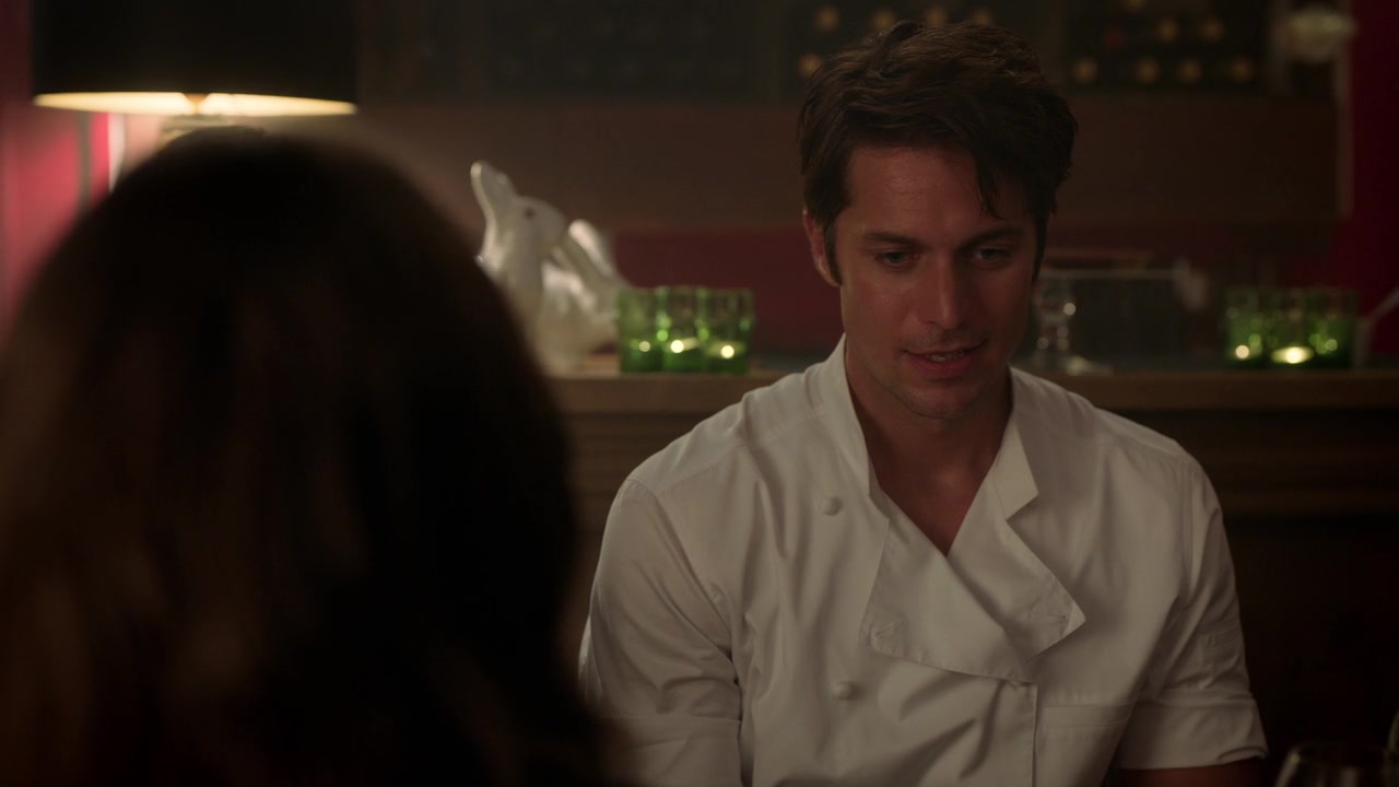 Emily_in_Paris_S01E07_French_Ending_720p_NF_WEB-DL_DDP5_1_x264-BTN_0272.jpg