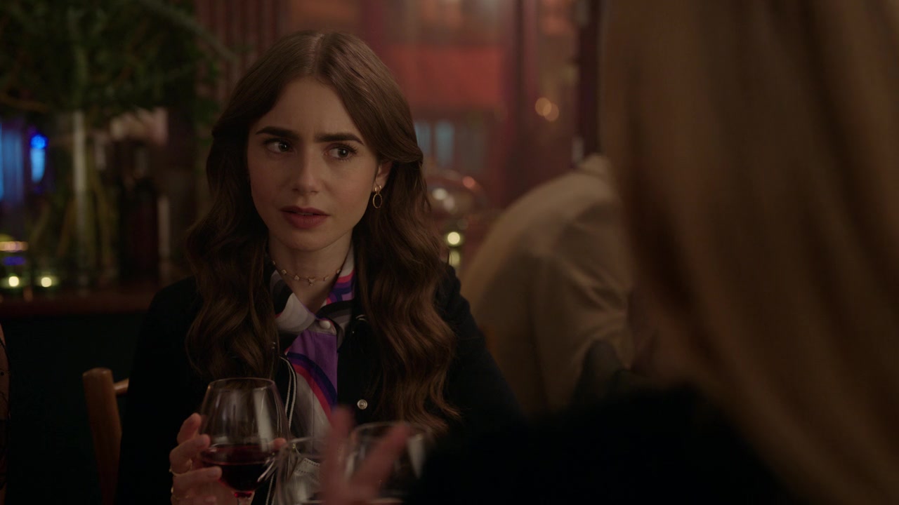 Emily_in_Paris_S01E07_French_Ending_720p_NF_WEB-DL_DDP5_1_x264-BTN_0280.jpg