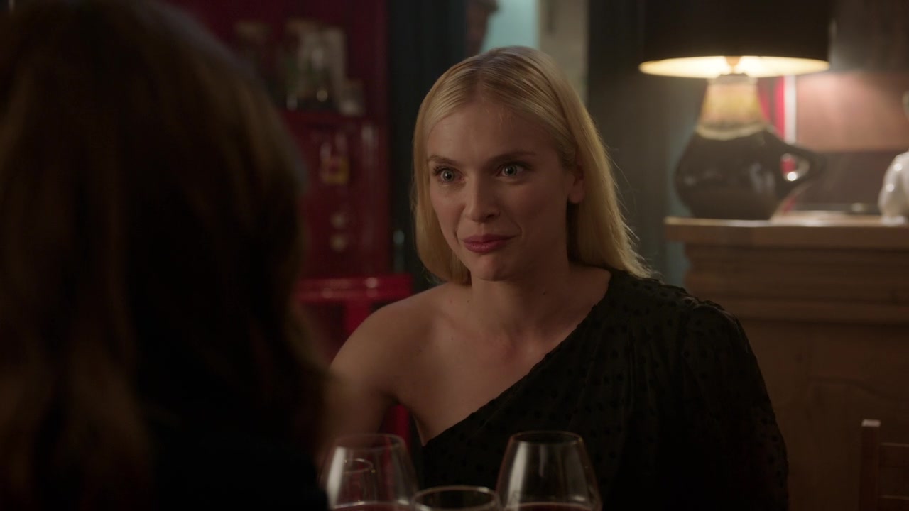 Emily_in_Paris_S01E07_French_Ending_720p_NF_WEB-DL_DDP5_1_x264-BTN_0304.jpg Emily_in_Paris_S01E07_French_Ending_720p_NF_WEB-DL_DDP5_1_x264-BTN_0304.jpg