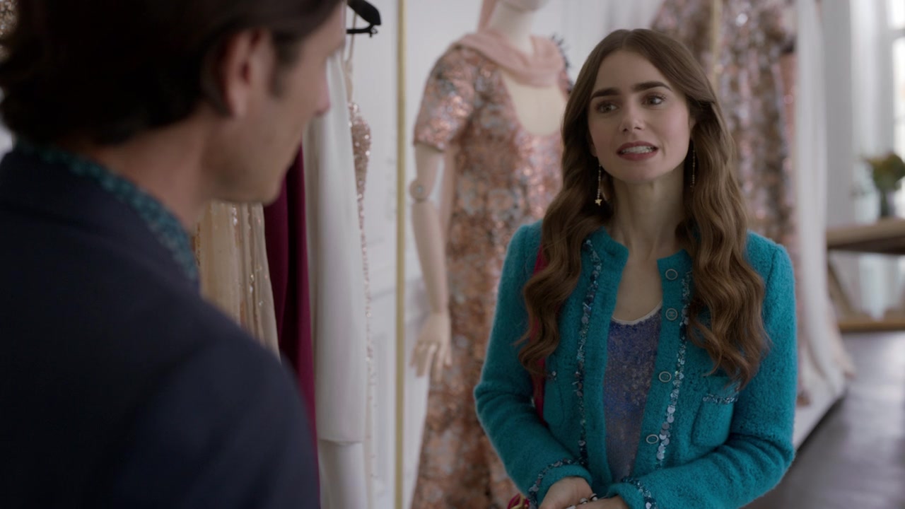 Emily_in_Paris_S01E07_French_Ending_720p_NF_WEB-DL_DDP5_1_x264-BTN_0373.jpg