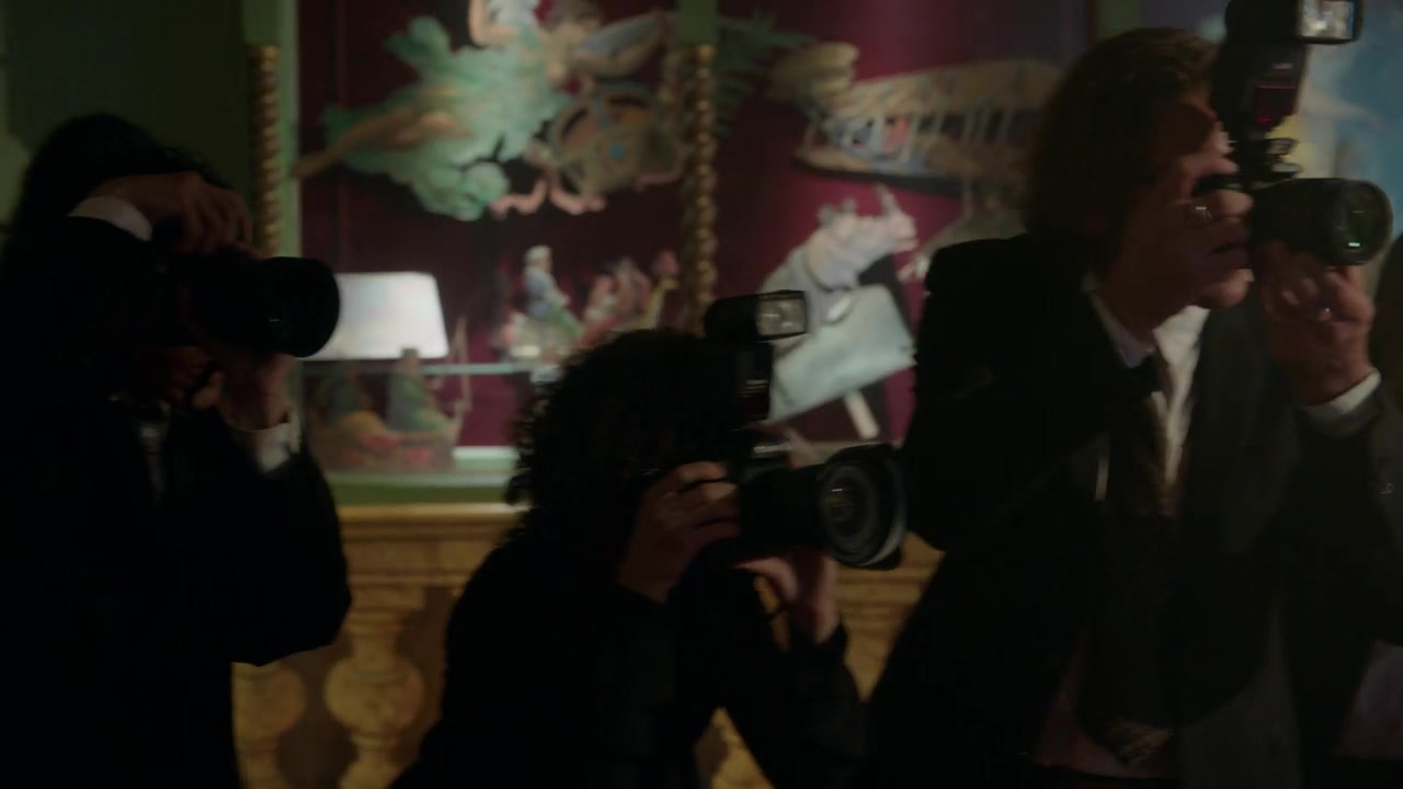 Emily_in_Paris_S01E07_French_Ending_720p_NF_WEB-DL_DDP5_1_x264-BTN_0402.jpg