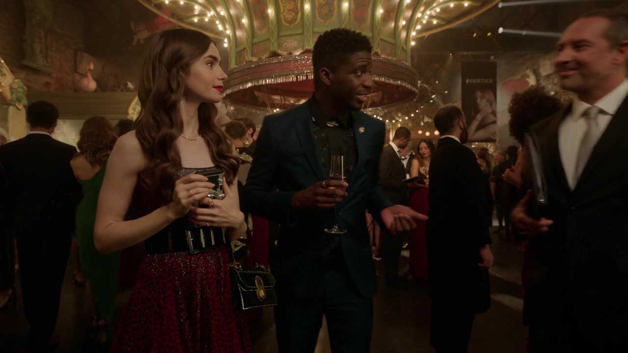Emily_in_Paris_S01E07_French_Ending_720p_NF_WEB-DL_DDP5_1_x264-BTN_0422.jpg