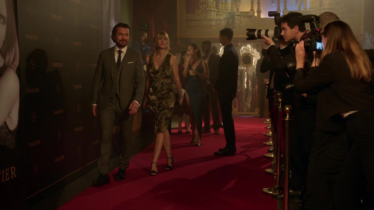 Emily_in_Paris_S01E07_French_Ending_720p_NF_WEB-DL_DDP5_1_x264-BTN_0445.jpg