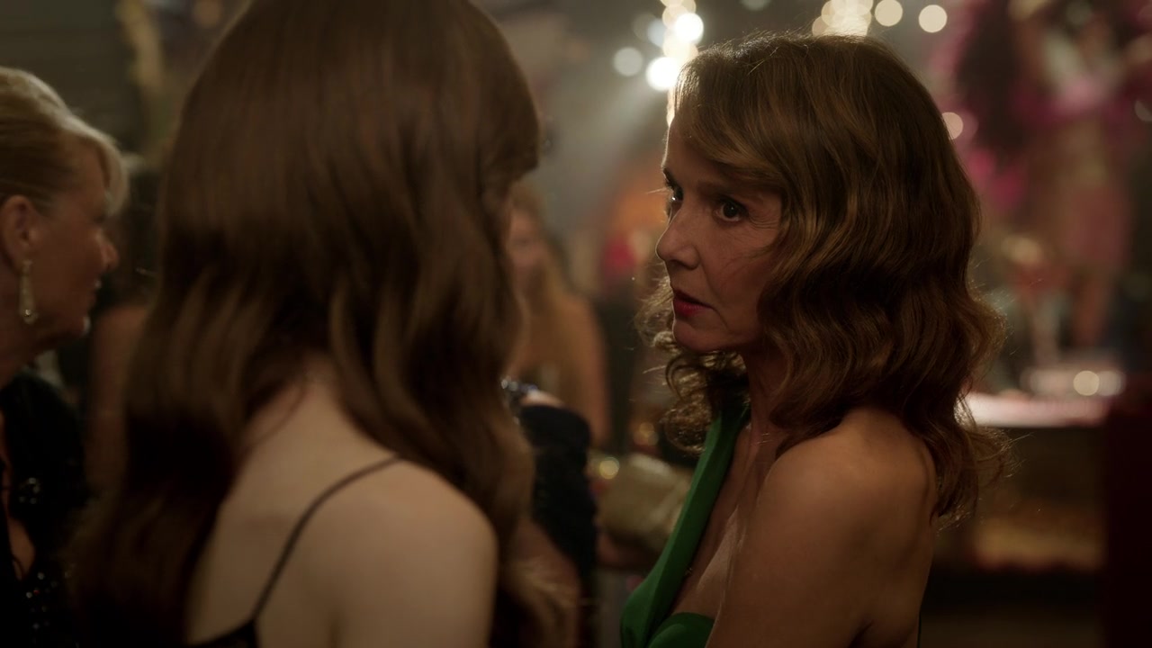 Emily_in_Paris_S01E07_French_Ending_720p_NF_WEB-DL_DDP5_1_x264-BTN_0472.jpg Emily_in_Paris_S01E07_French_Ending_720p_NF_WEB-DL_DDP5_1_x264-BTN_0472.jpg