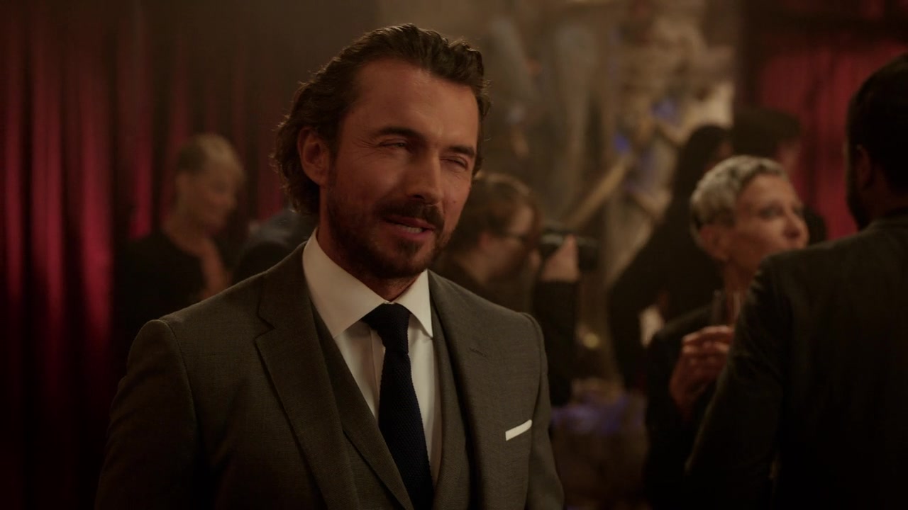 Emily_in_Paris_S01E07_French_Ending_720p_NF_WEB-DL_DDP5_1_x264-BTN_0531.jpg