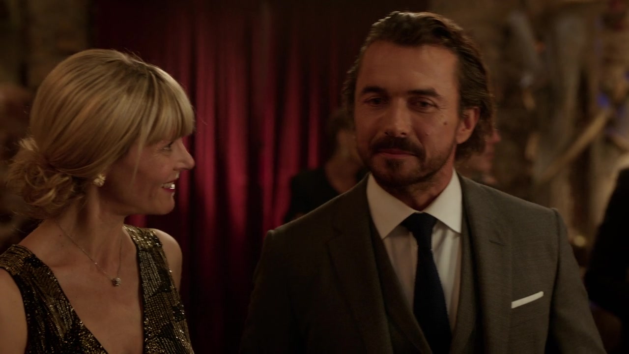 Emily_in_Paris_S01E07_French_Ending_720p_NF_WEB-DL_DDP5_1_x264-BTN_0571.jpg