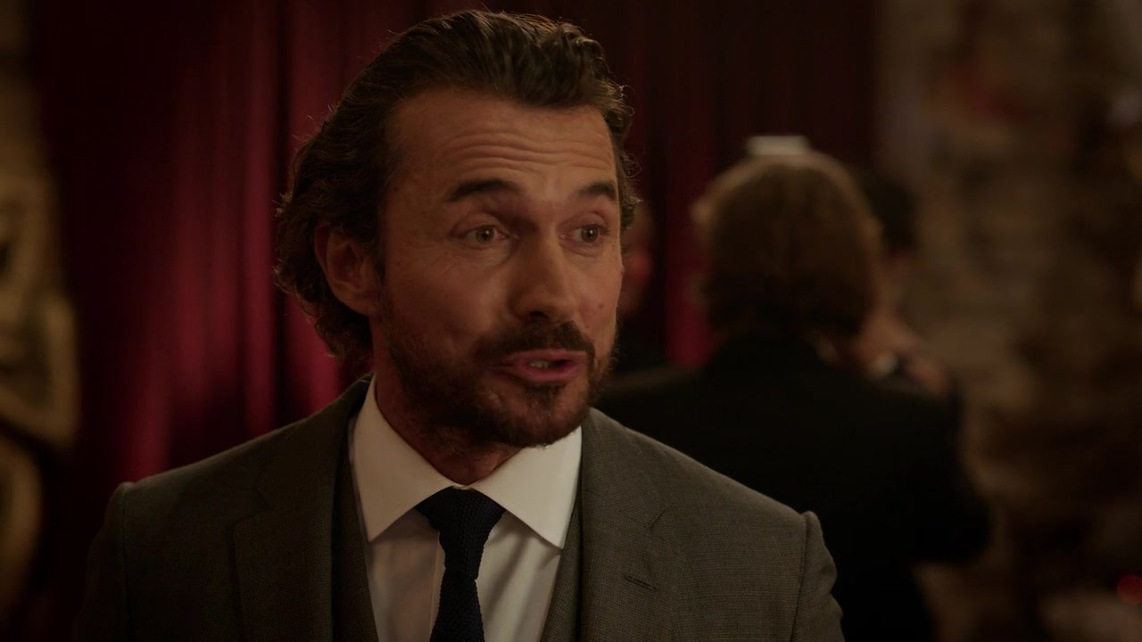 Emily_in_Paris_S01E07_French_Ending_720p_NF_WEB-DL_DDP5_1_x264-BTN_0581.jpg