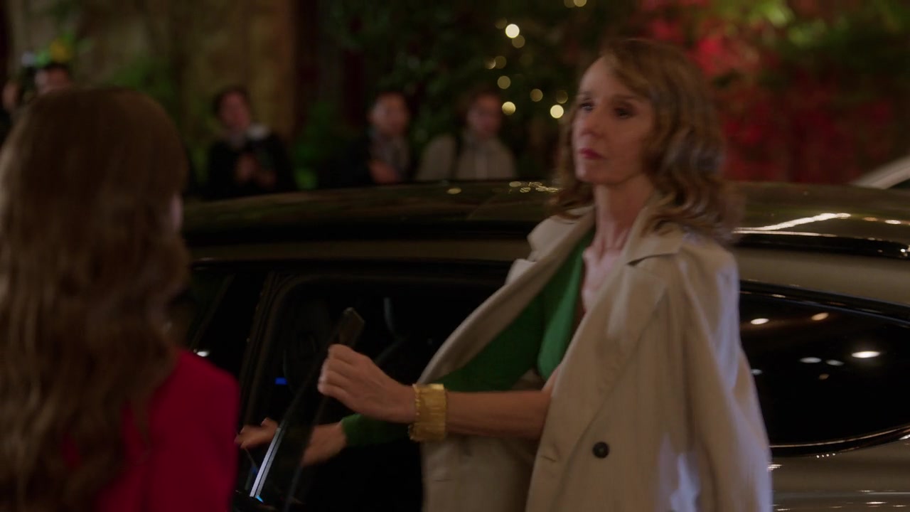 Emily_in_Paris_S01E07_French_Ending_720p_NF_WEB-DL_DDP5_1_x264-BTN_0606.jpg