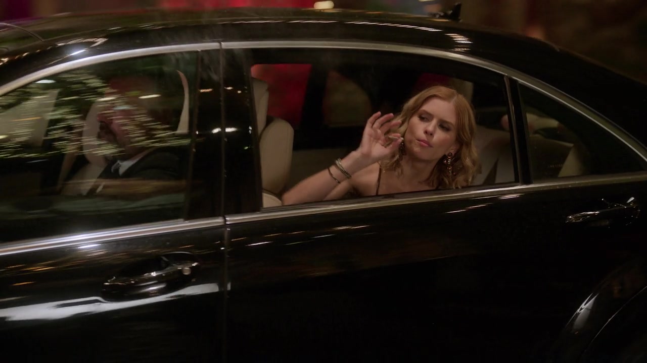 Emily_in_Paris_S01E07_French_Ending_720p_NF_WEB-DL_DDP5_1_x264-BTN_0612.jpg