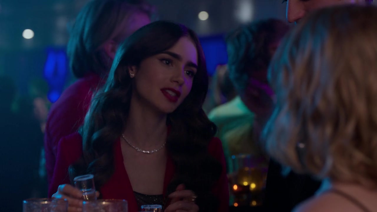Emily_in_Paris_S01E07_French_Ending_720p_NF_WEB-DL_DDP5_1_x264-BTN_0664.jpg