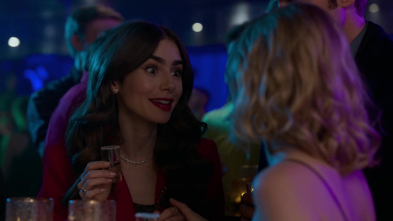 Emily_in_Paris_S01E07_French_Ending_720p_NF_WEB-DL_DDP5_1_x264-BTN_0678.jpg
