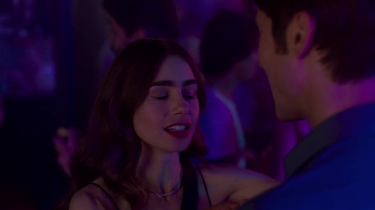 Emily_in_Paris_S01E07_French_Ending_720p_NF_WEB-DL_DDP5_1_x264-BTN_0736.jpg