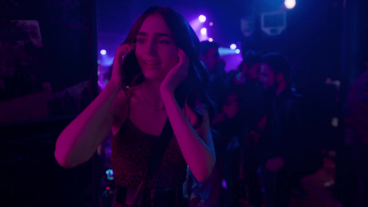 Emily_in_Paris_S01E07_French_Ending_720p_NF_WEB-DL_DDP5_1_x264-BTN_0763.jpg
