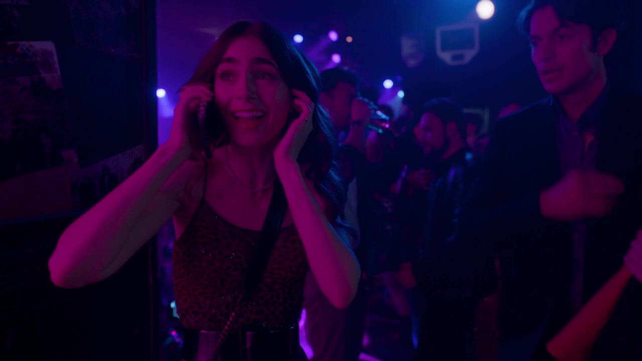 Emily_in_Paris_S01E07_French_Ending_720p_NF_WEB-DL_DDP5_1_x264-BTN_0773.jpg