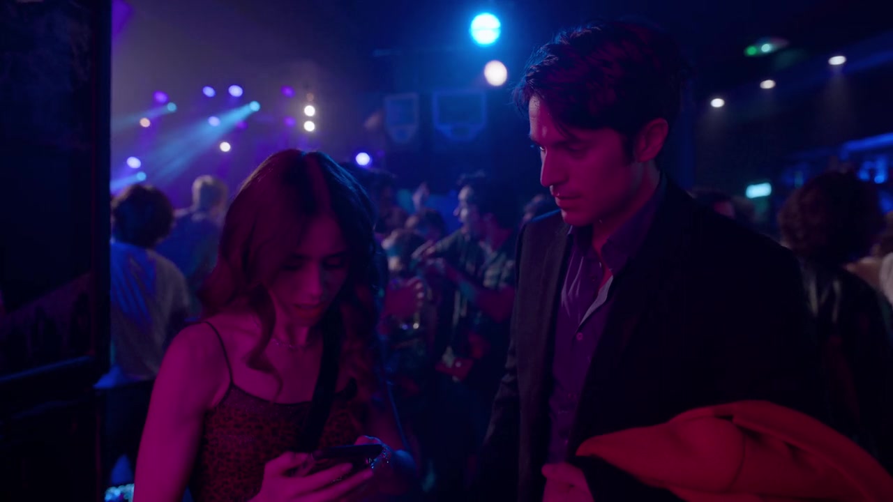Emily_in_Paris_S01E07_French_Ending_720p_NF_WEB-DL_DDP5_1_x264-BTN_0777.jpg Emily_in_Paris_S01E07_French_Ending_720p_NF_WEB-DL_DDP5_1_x264-BTN_0777.jpg