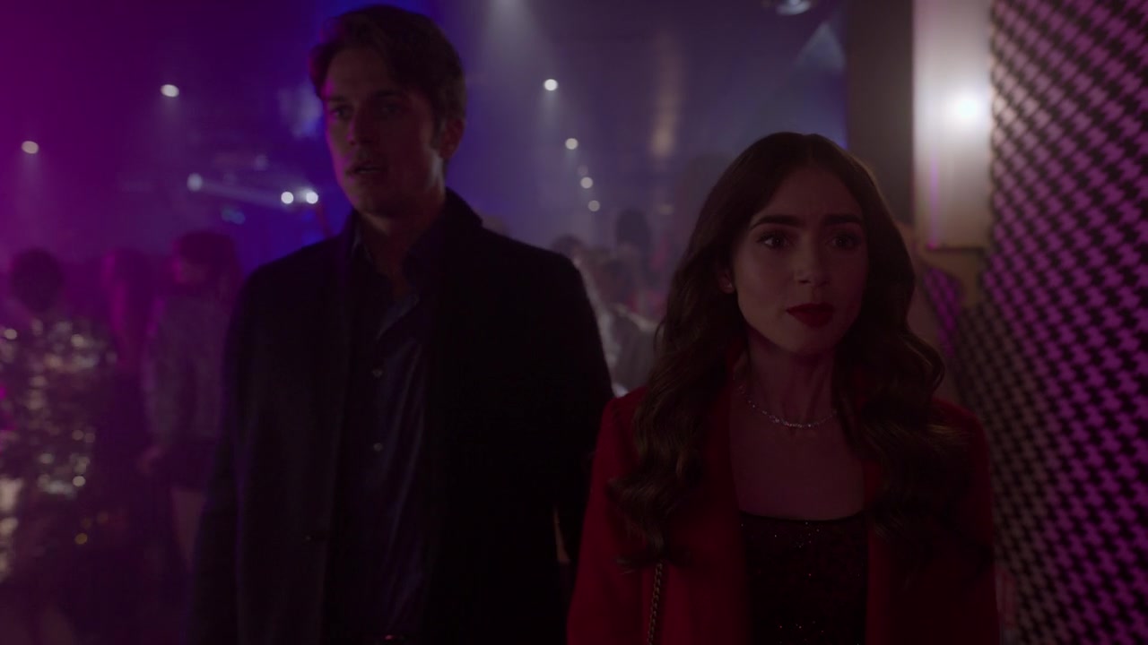 Emily_in_Paris_S01E07_French_Ending_720p_NF_WEB-DL_DDP5_1_x264-BTN_0797.jpg