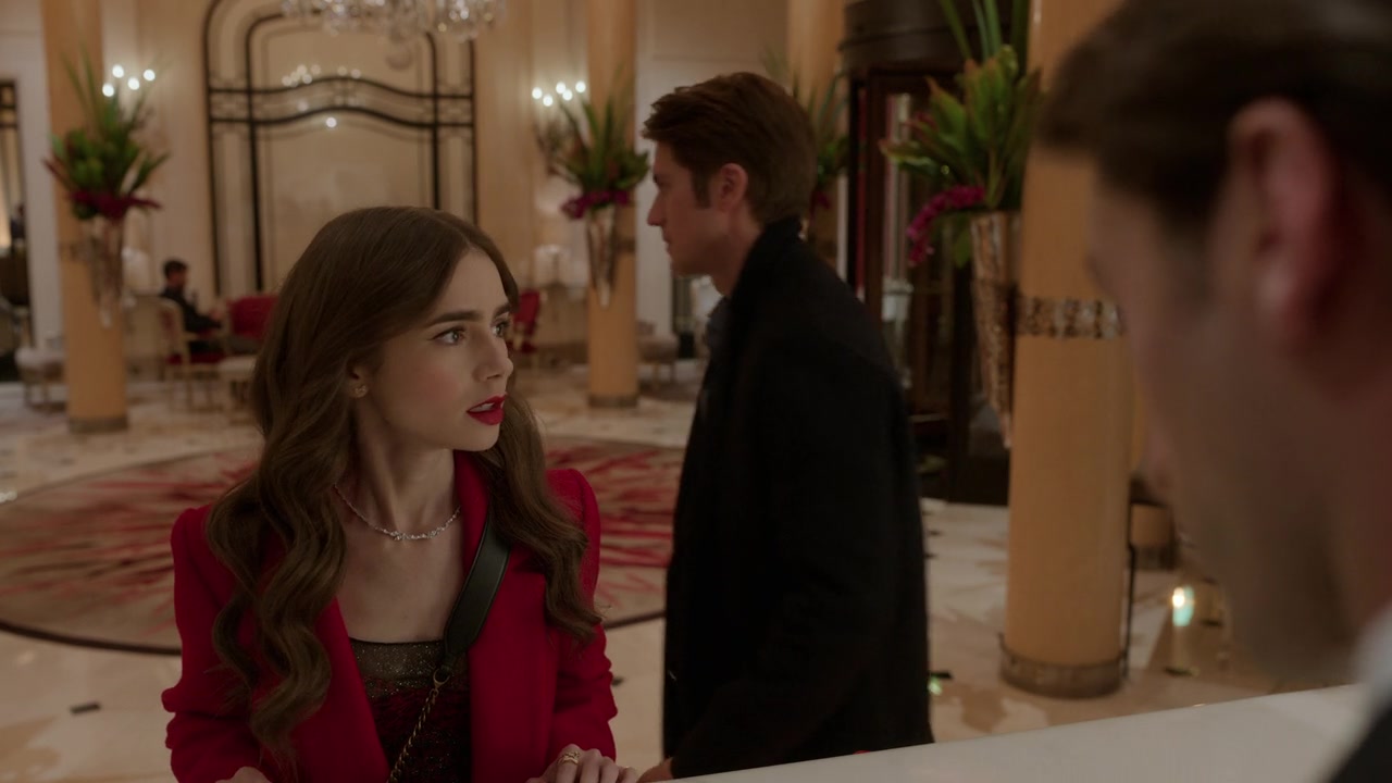 Emily_in_Paris_S01E07_French_Ending_720p_NF_WEB-DL_DDP5_1_x264-BTN_0853.jpg