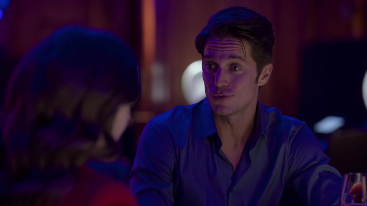Emily_in_Paris_S01E07_French_Ending_720p_NF_WEB-DL_DDP5_1_x264-BTN_0870.jpg