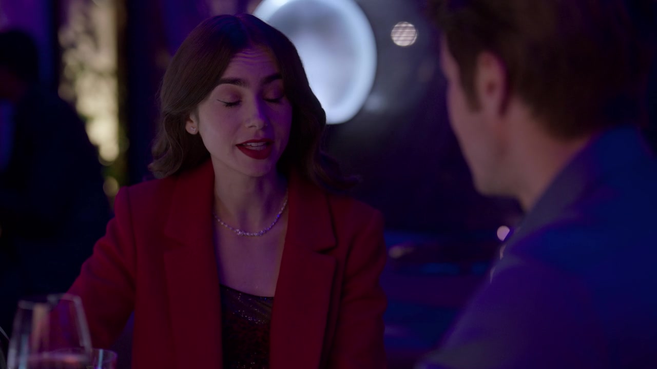 Emily_in_Paris_S01E07_French_Ending_720p_NF_WEB-DL_DDP5_1_x264-BTN_0873.jpg